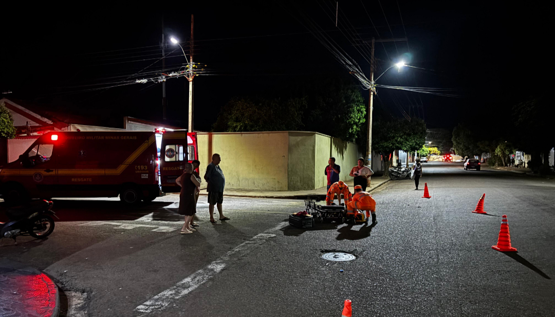 MOTOCICLISTA FICA FERIDO EM ACIDENTE ENTRE CARRO E MOTO NO BAIRRO PROGRESSO, EM ITUIUTABA