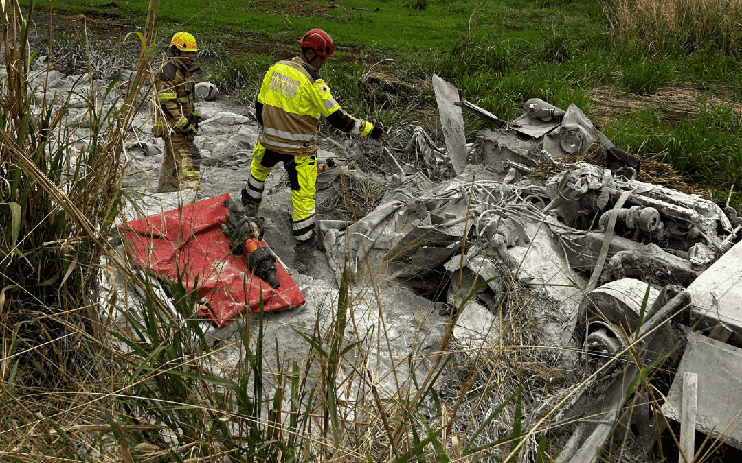 ACIDENTE COM CAMINHÃO DEIXA MOTORISTA MORTO NA MGC-226, EM CAPINÓPOLIS