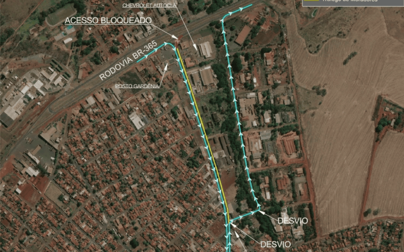 Ecovias realiza instalação de passarela no trevo de acesso à Ituiutaba