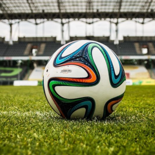 Três clubes praticamente rebaixados no Brasileirão 2025, segundo projeção da UFMG