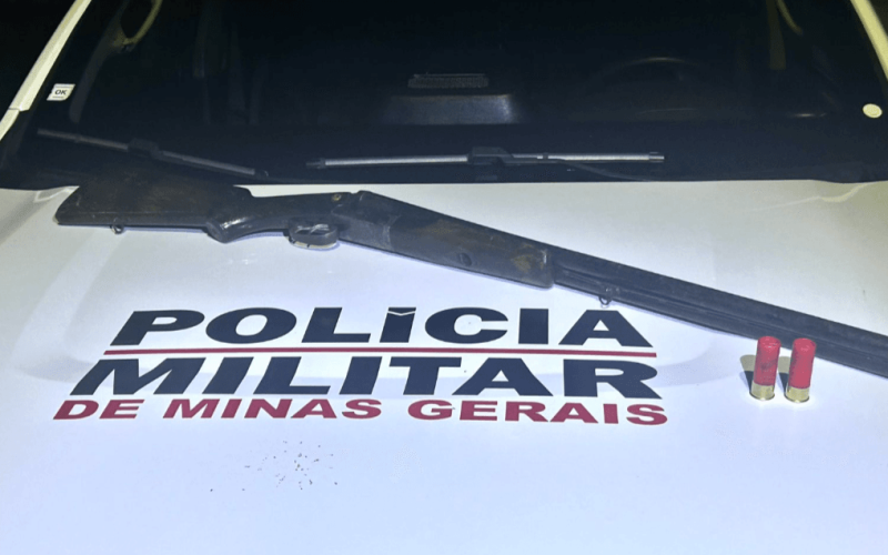 Polícia Militar apreende espingarda e prende três homens após confusão na zona rural de Ituiutaba