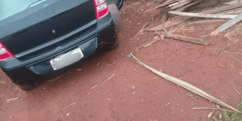 Jovem de 26 anos é encontrado morto dentro de carro no bairro Daniel Fonseca, em Uberlândia