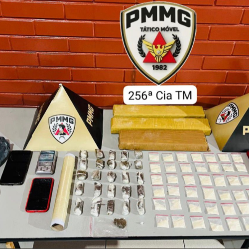 Polícia Militar prende casal por tráfico de drogas no bairro Junqueira, em Ituiutaba