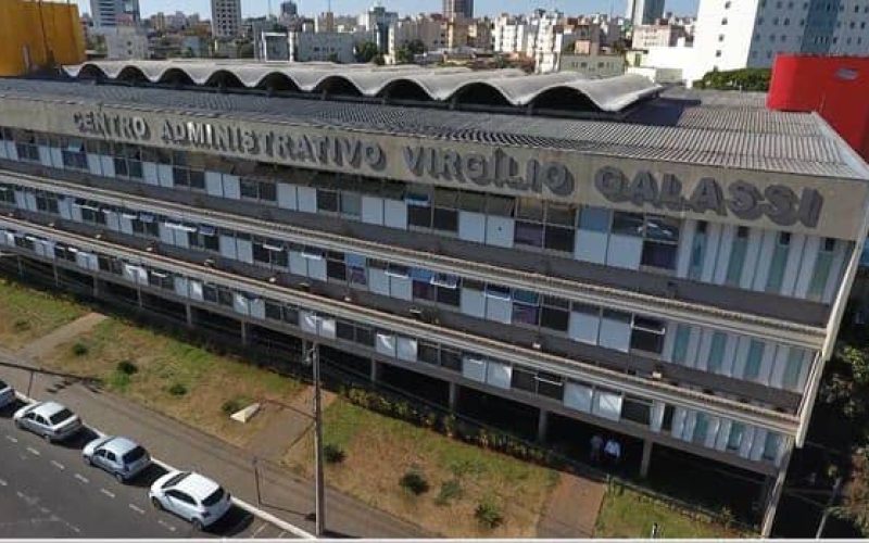 Servidores são reprovados no estágio probatório por excesso de faltas em Uberlândia